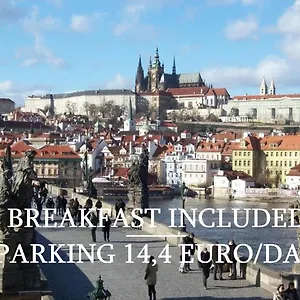 Near Lesser Town Praag
