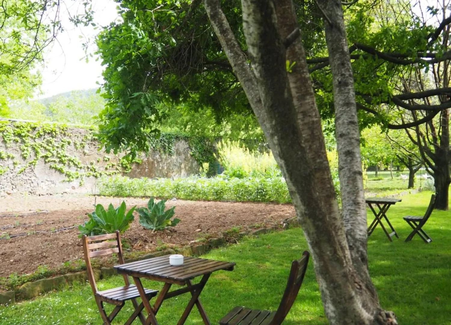 Country house Les Cols Pavellons Guest House Olot